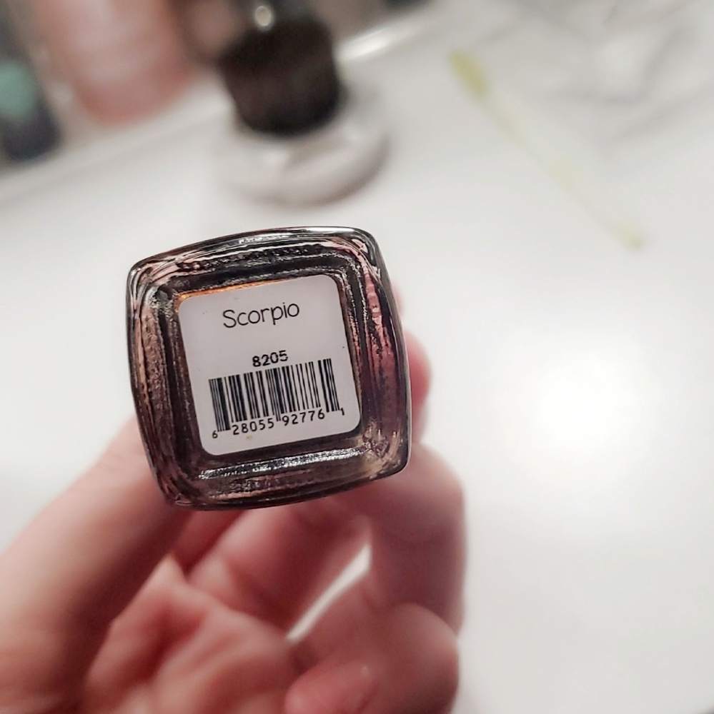 KL Polish in shade Scorpio